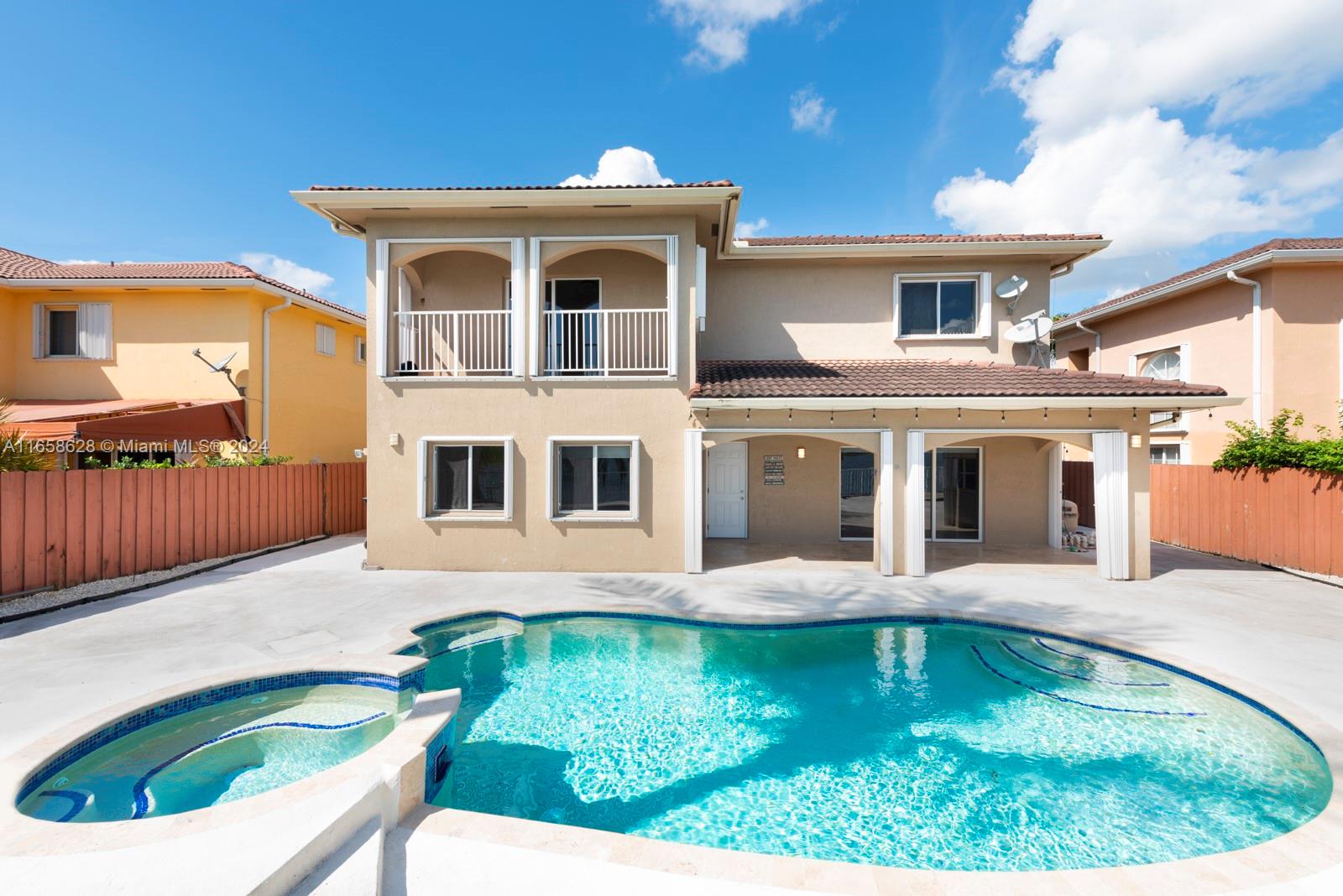 TWIN LAKE SHORES EAST - Residential Lease