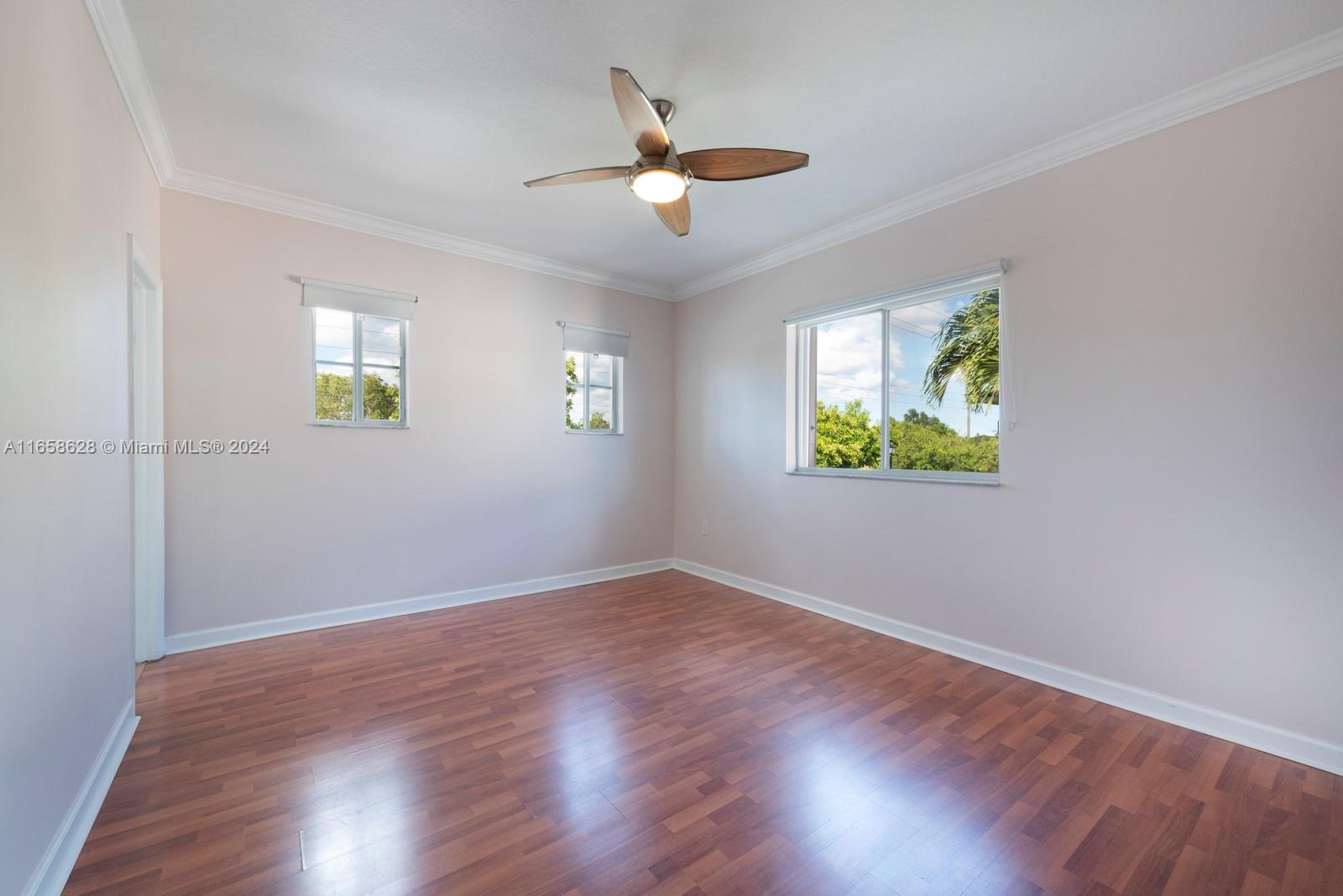 TWIN LAKE SHORES EAST - Residential Lease