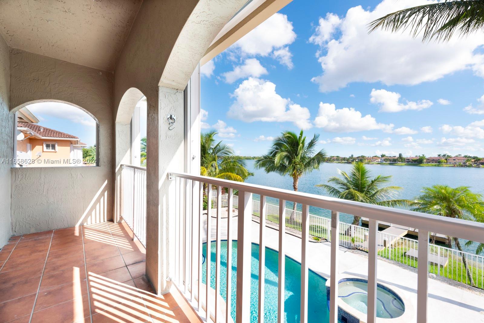 TWIN LAKE SHORES EAST - Residential Lease