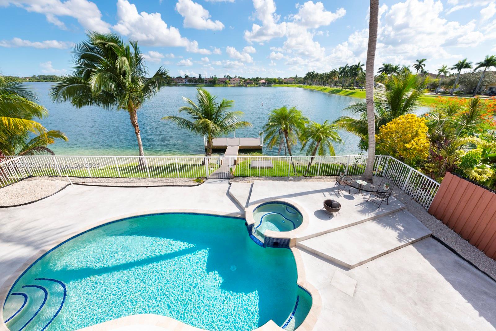 TWIN LAKE SHORES EAST - Residential Lease