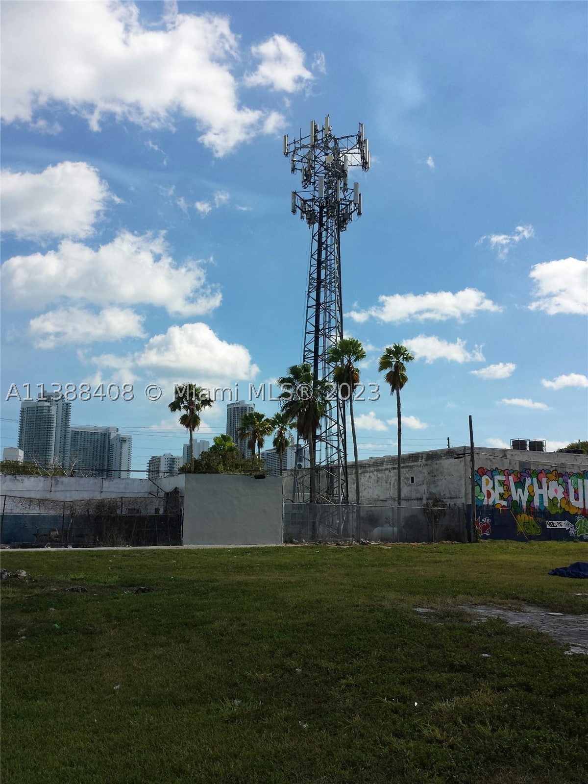 60 NW 20th St