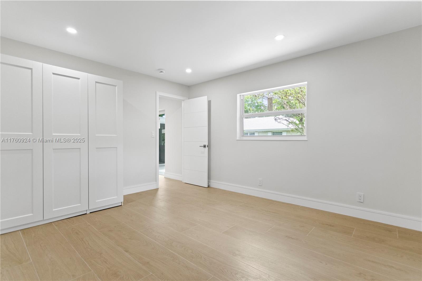 NO 100 PALM-AIRE COUNTRY - Residential Lease