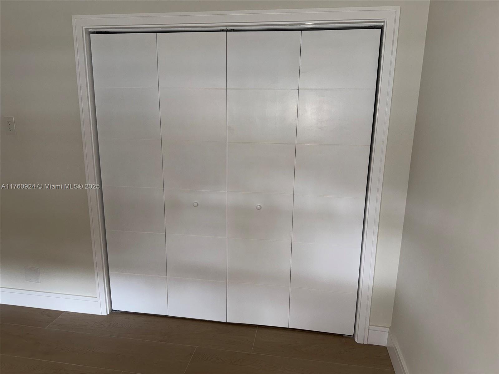 NO 100 PALM-AIRE COUNTRY - Residential Lease