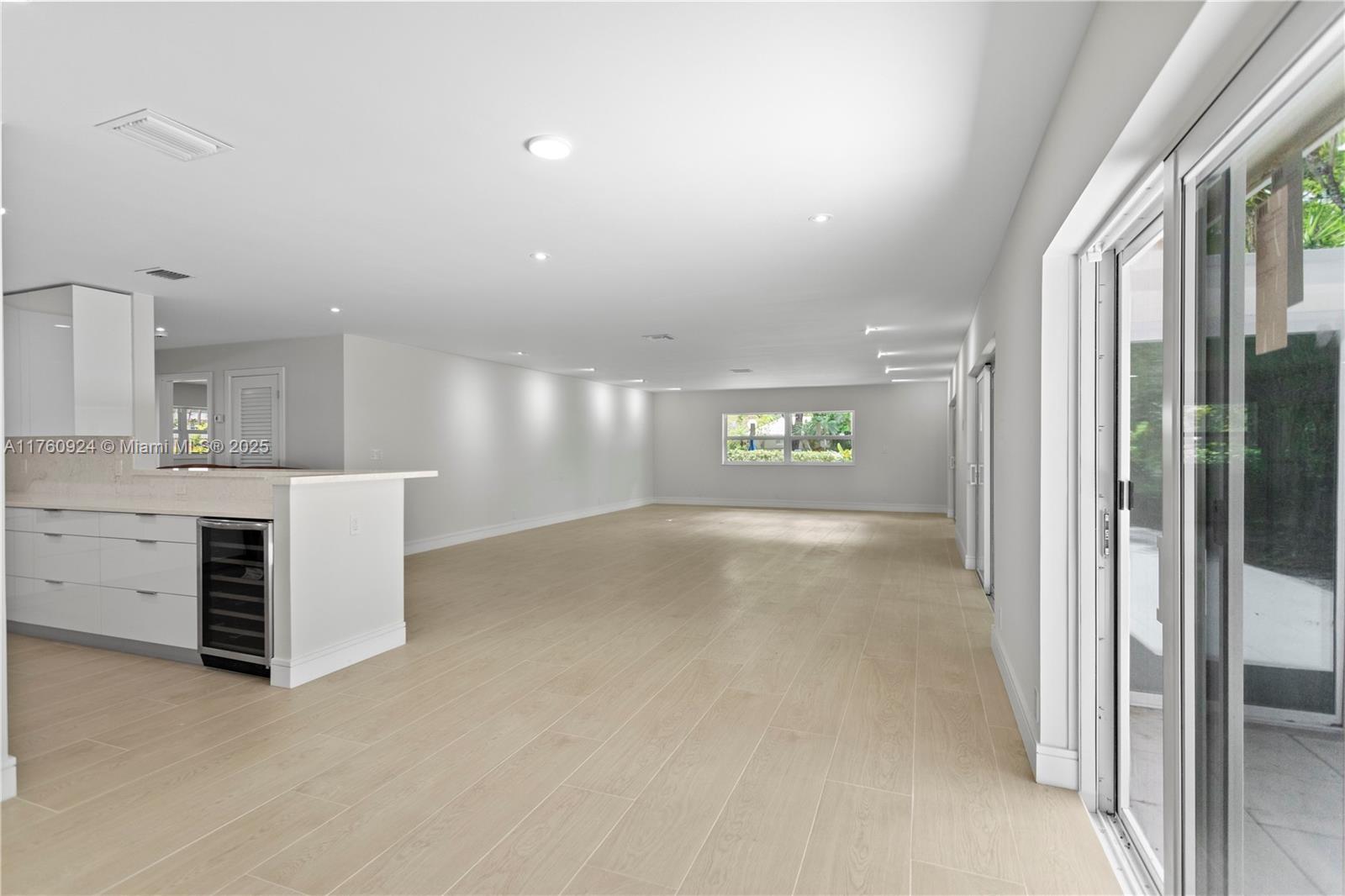 NO 100 PALM-AIRE COUNTRY - Residential Lease