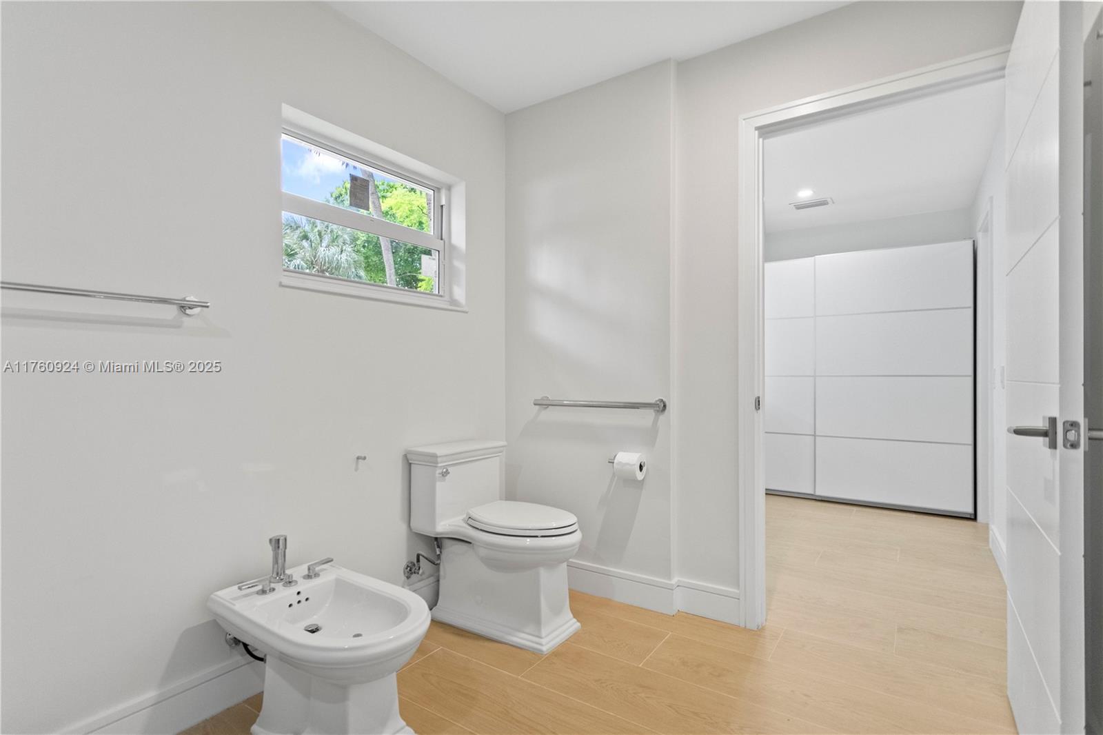 NO 100 PALM-AIRE COUNTRY - Residential Lease