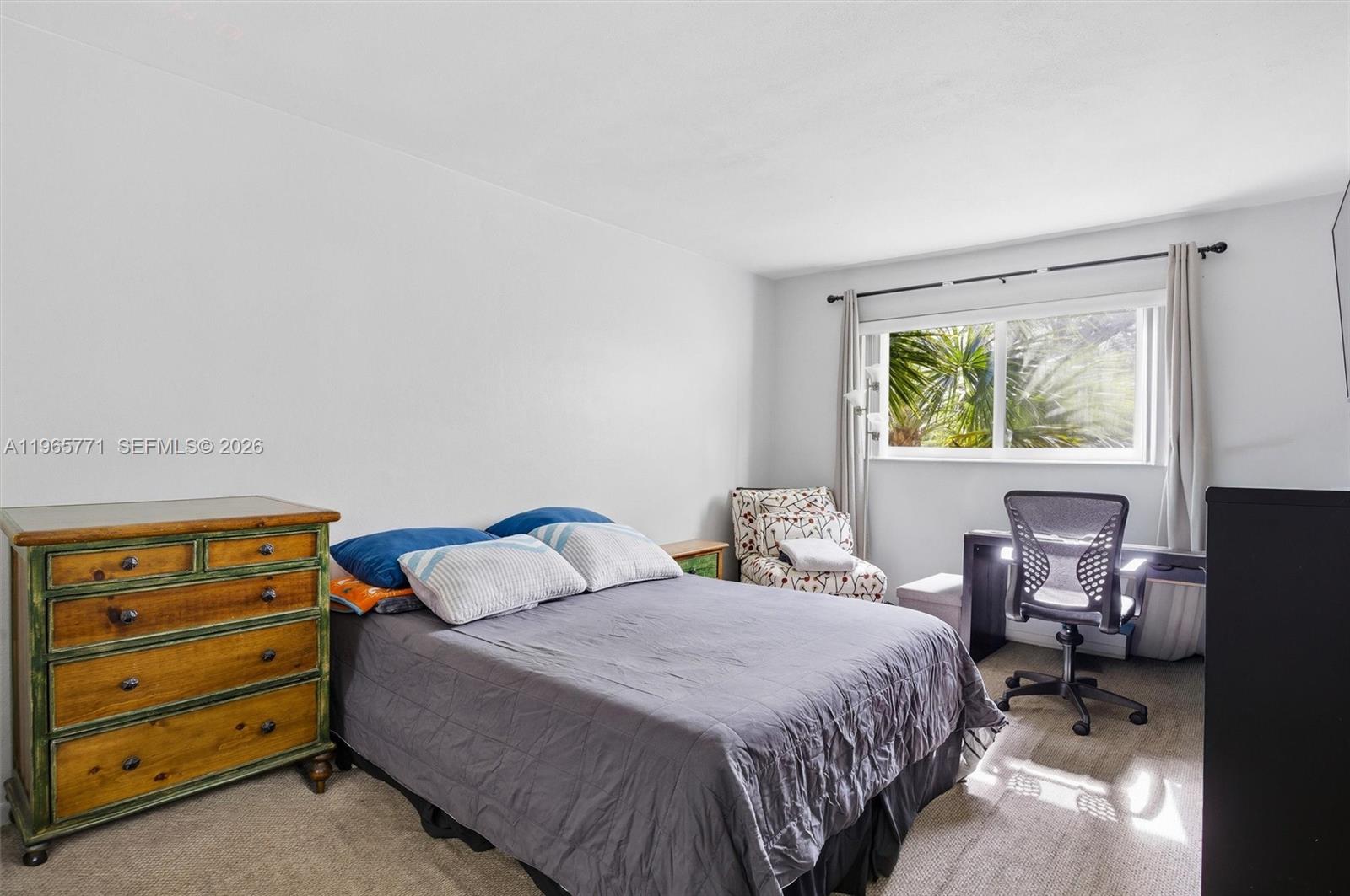 VILLAS OF MIAMI LAKES CON - Residential