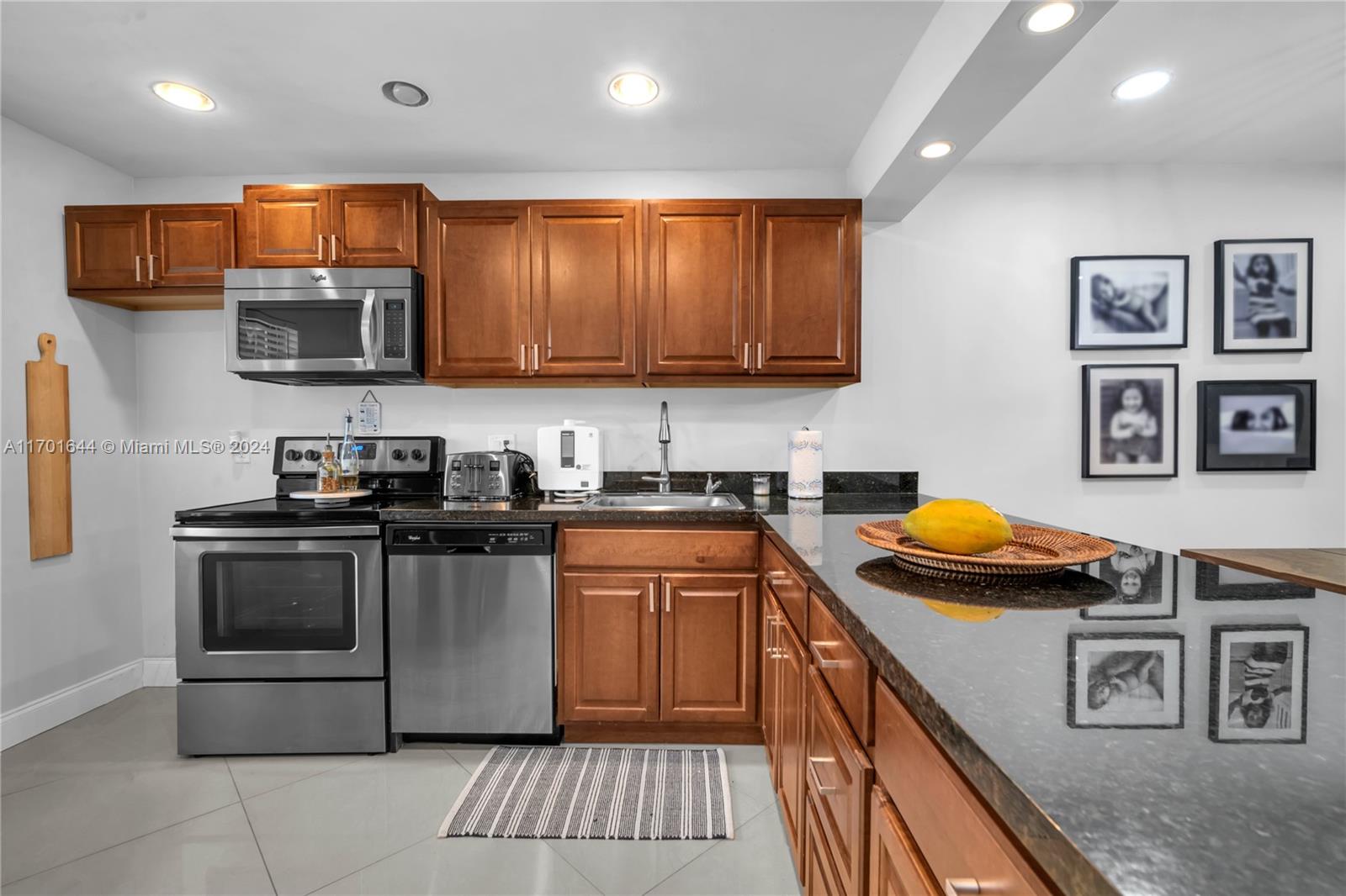 GREENS OF BOCA LAGO CONDO - Residential