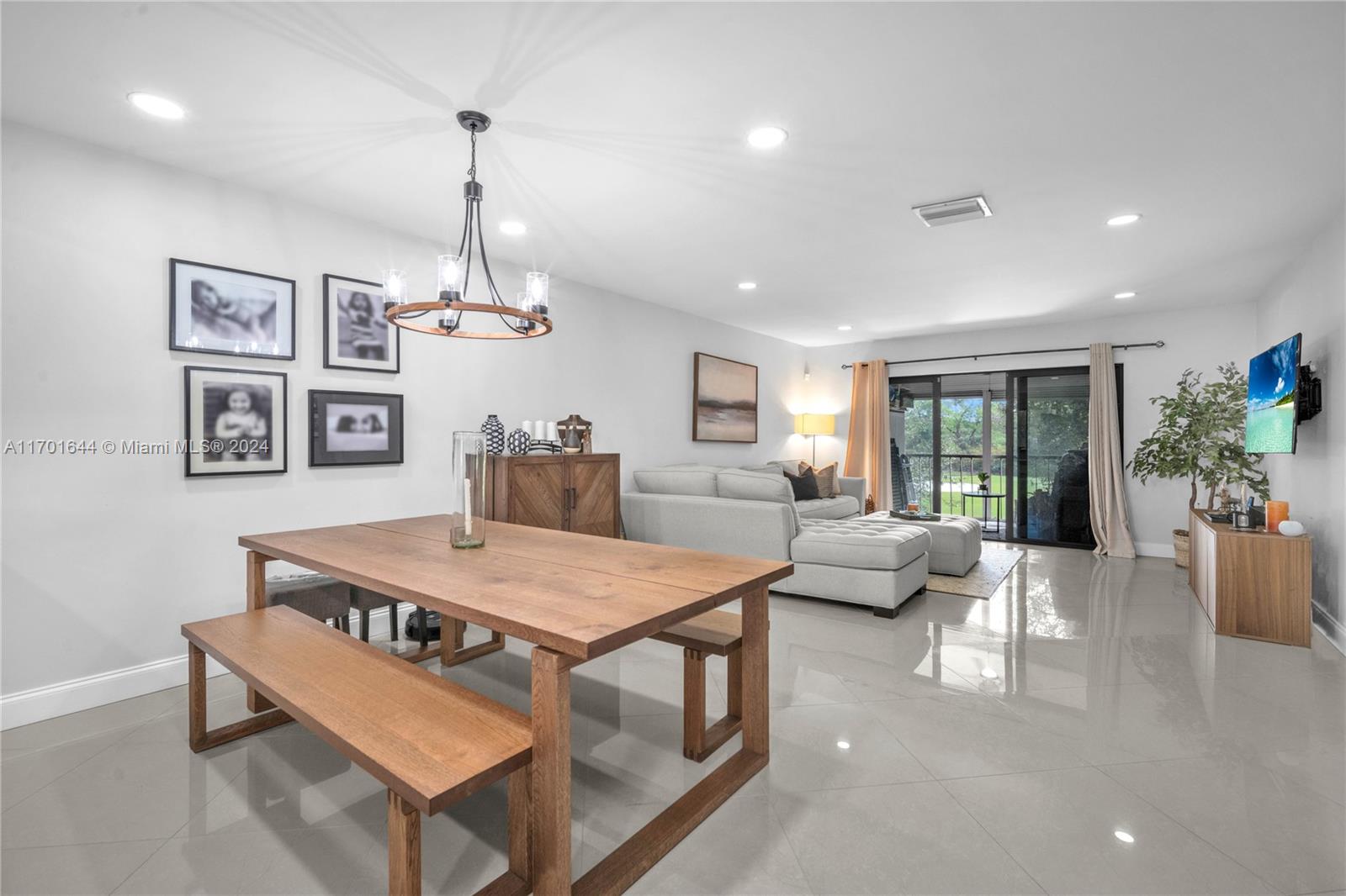 GREENS OF BOCA LAGO CONDO - Residential