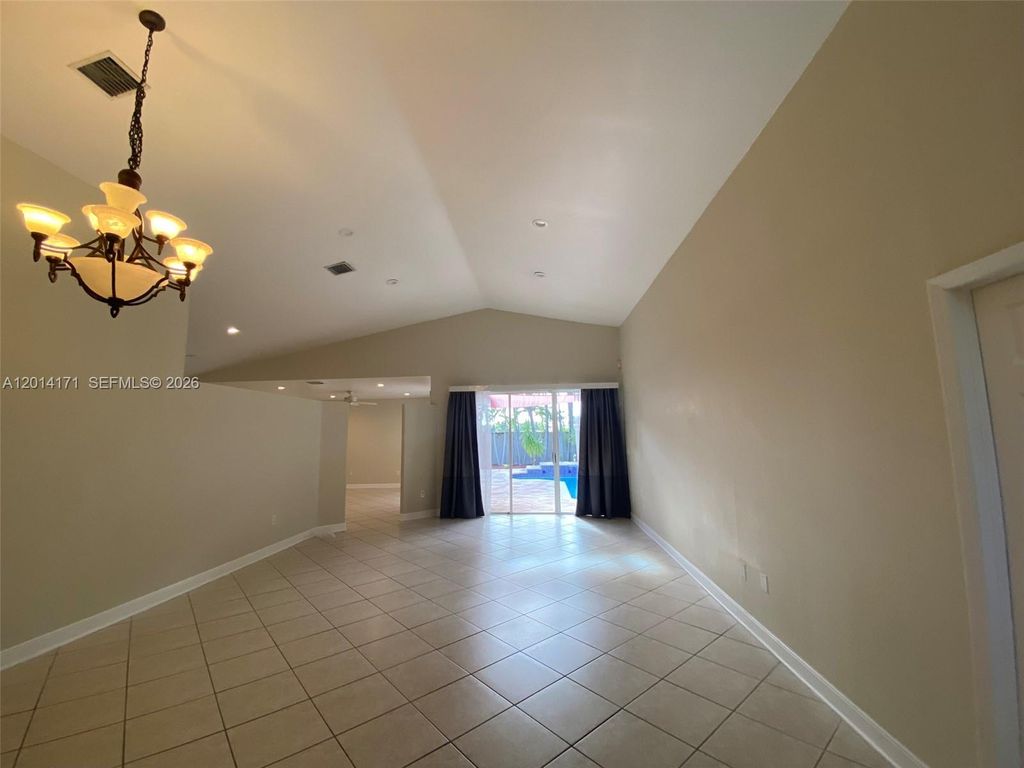 Photo of 1210 S 13th Ave, Hollywood, FL 33019 (MLS # A12014171)
