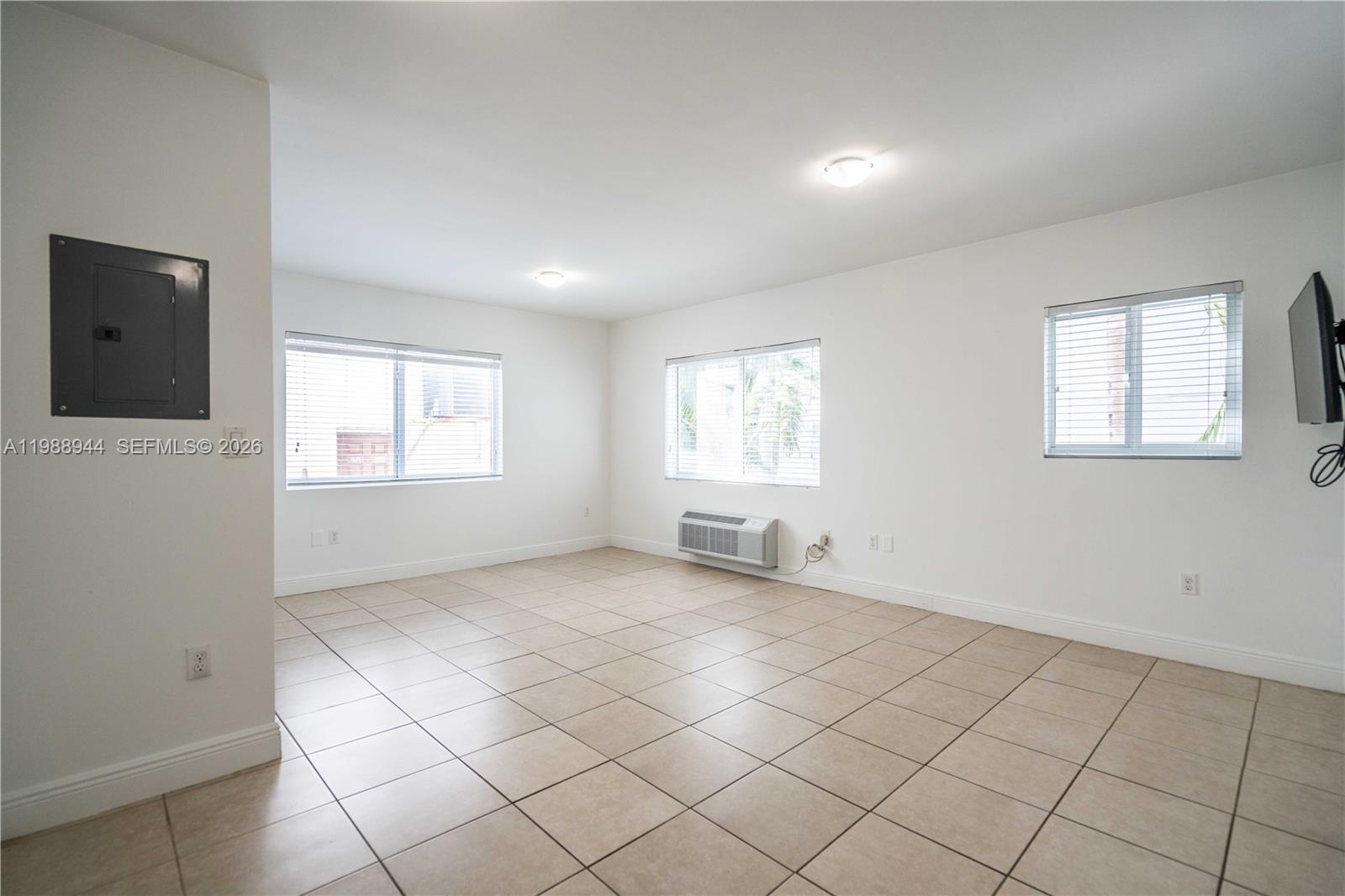 NORMANDY BEACH SOUTH - Residential Lease