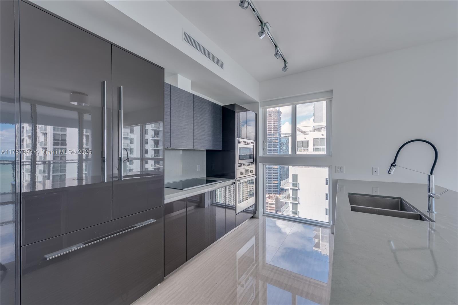 1080 Brickell Ave 3506