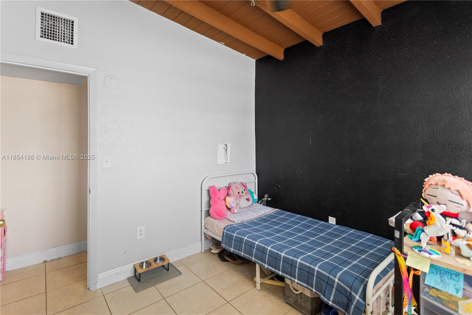 LAKE FOREST SEC ONE - Residential