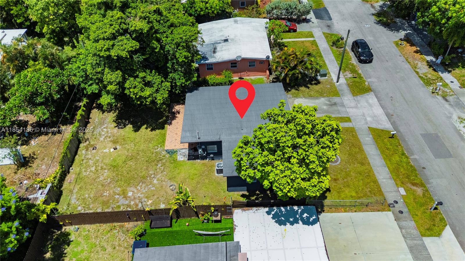 LAKE FOREST SEC ONE - Residential