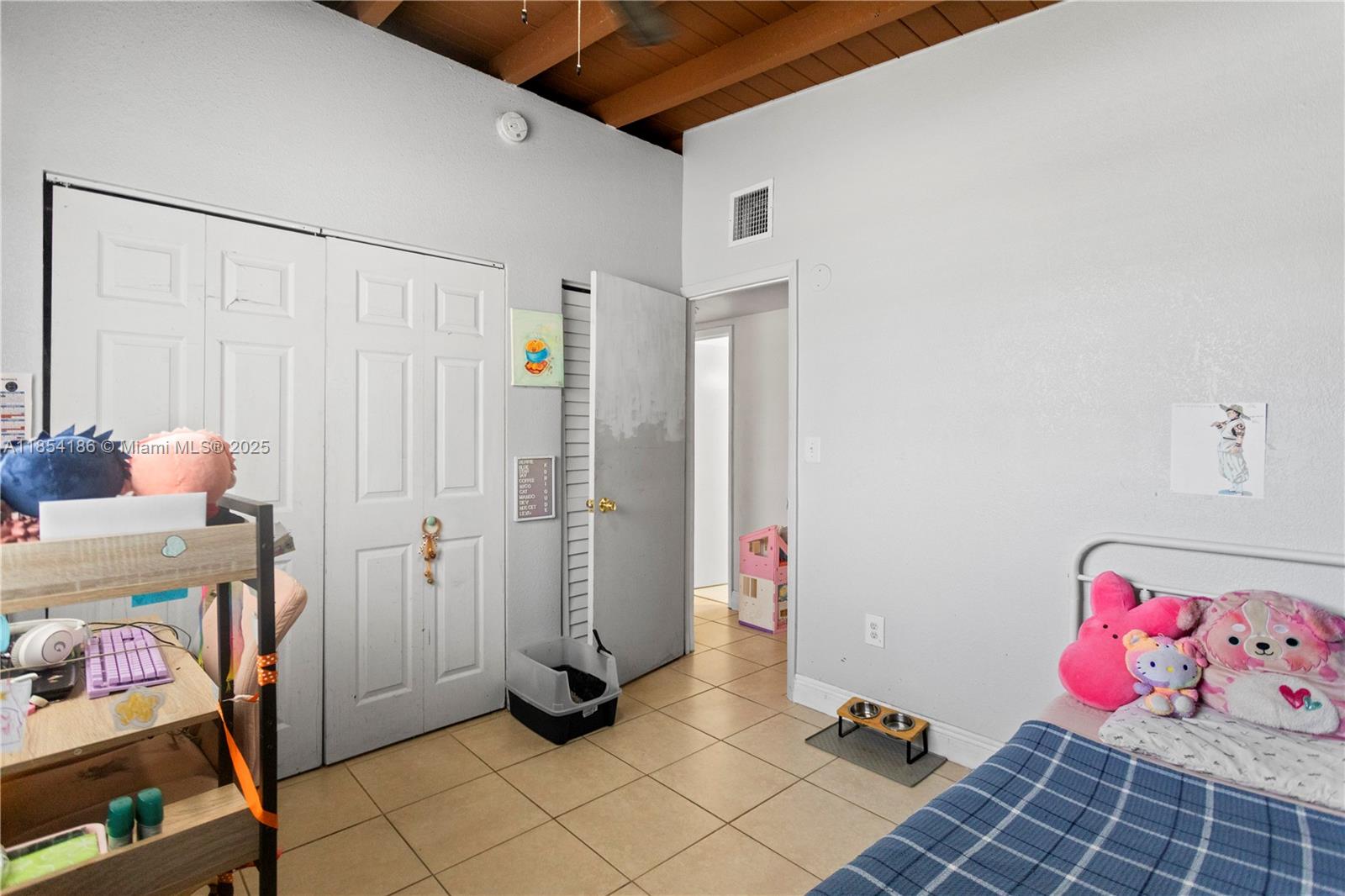 LAKE FOREST SEC ONE - Residential