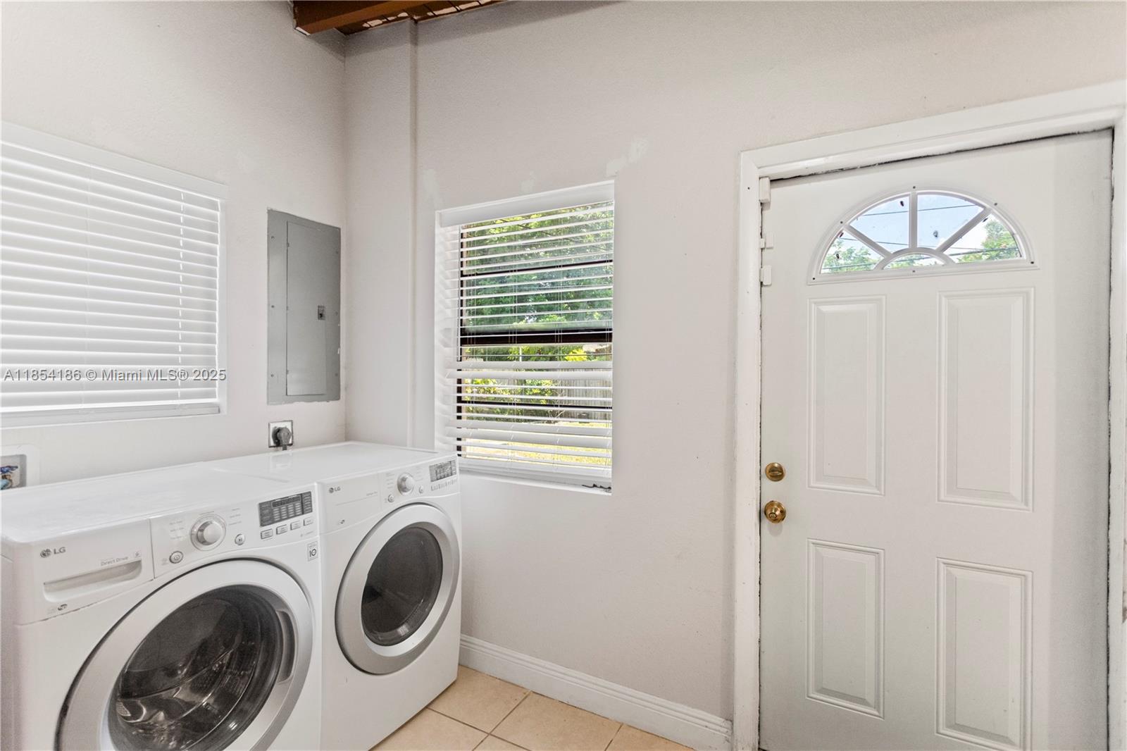 LAKE FOREST SEC ONE - Residential