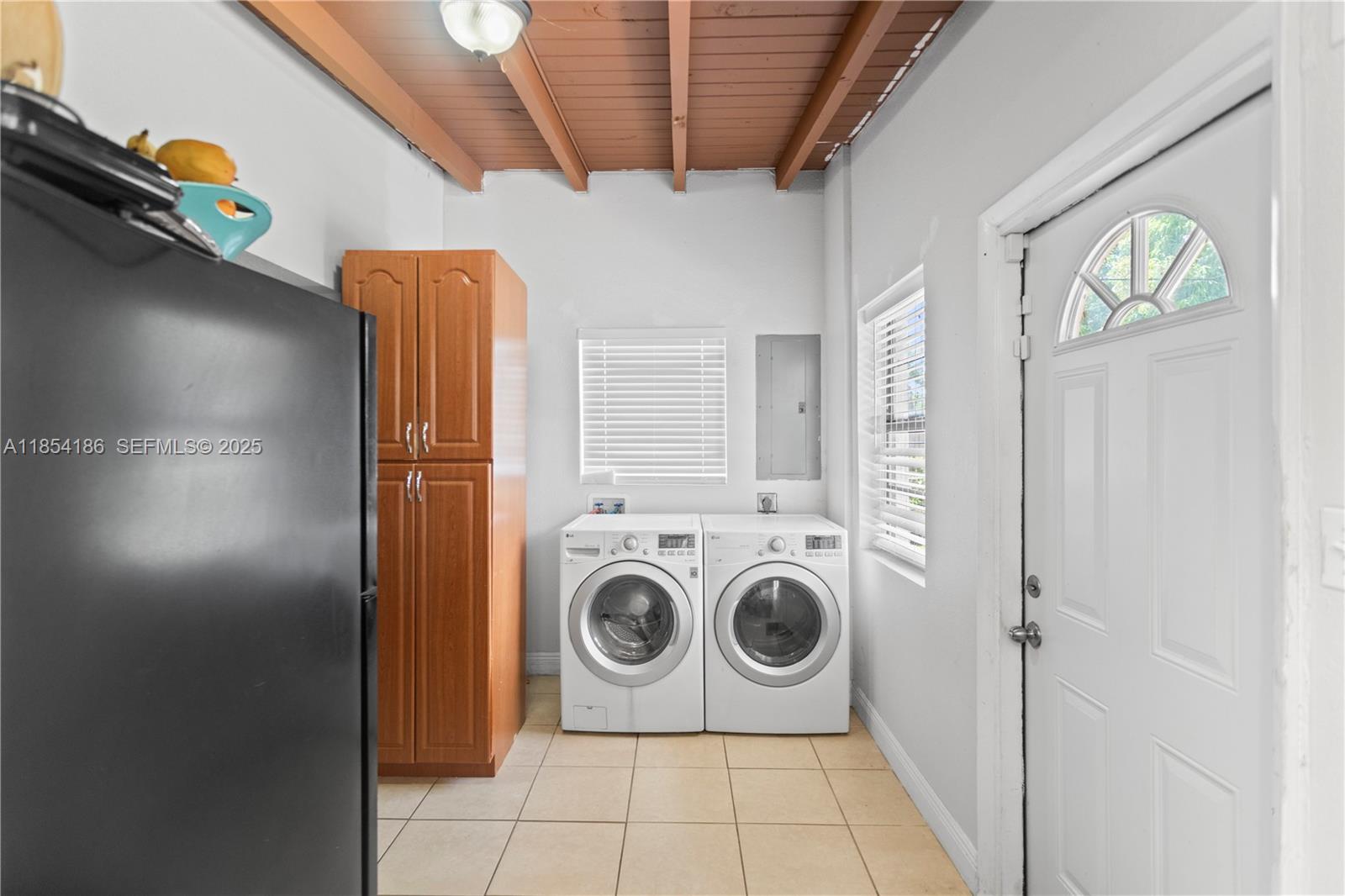 LAKE FOREST SEC ONE - Residential