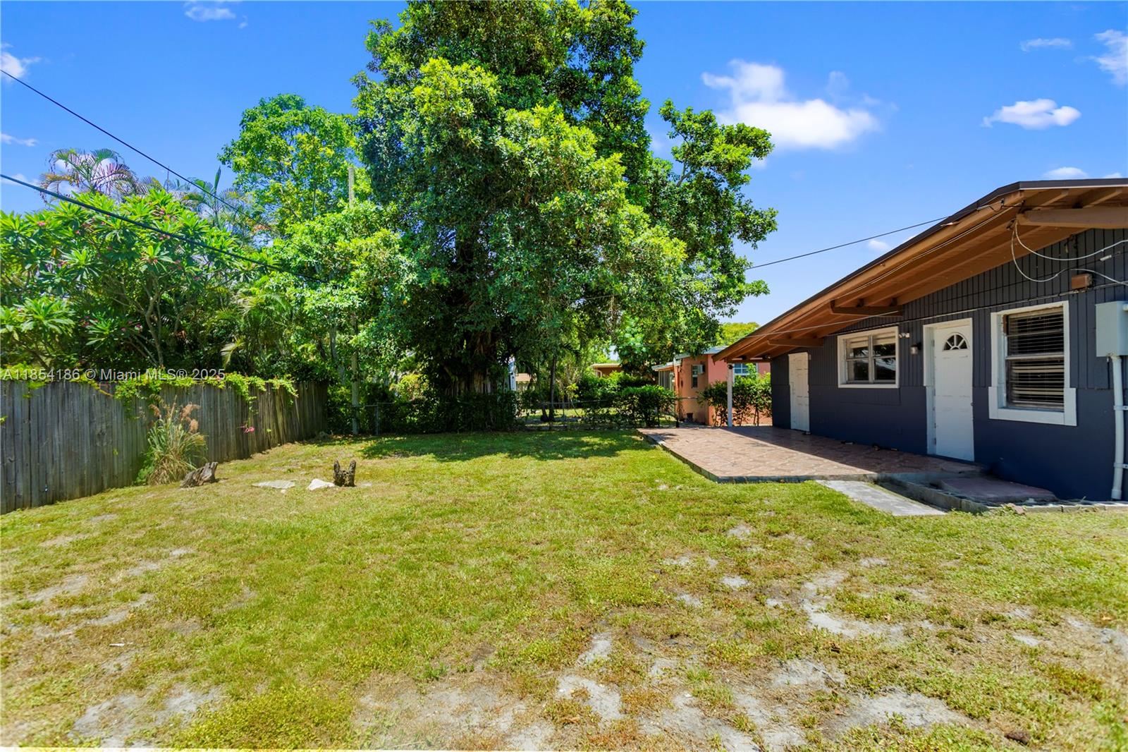 LAKE FOREST SEC ONE - Residential