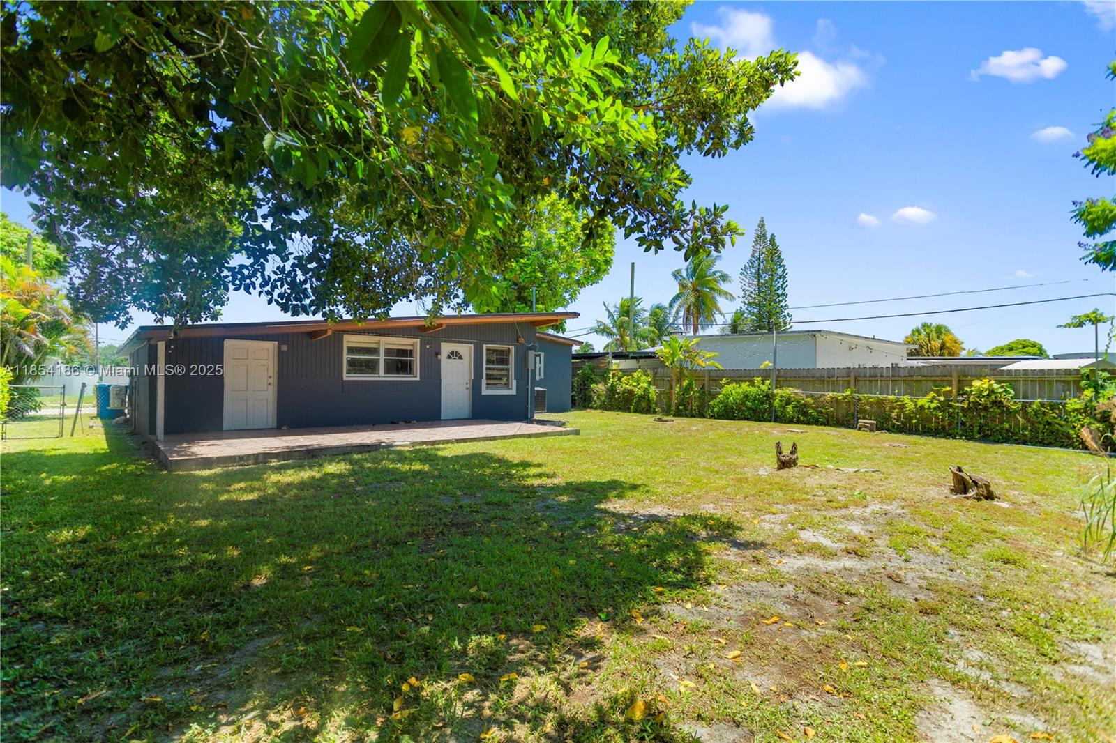 3760 SW 47th Ave