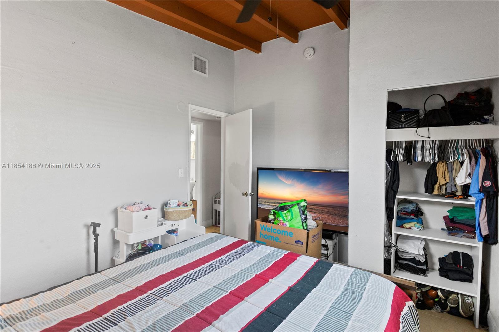 LAKE FOREST SEC ONE - Residential