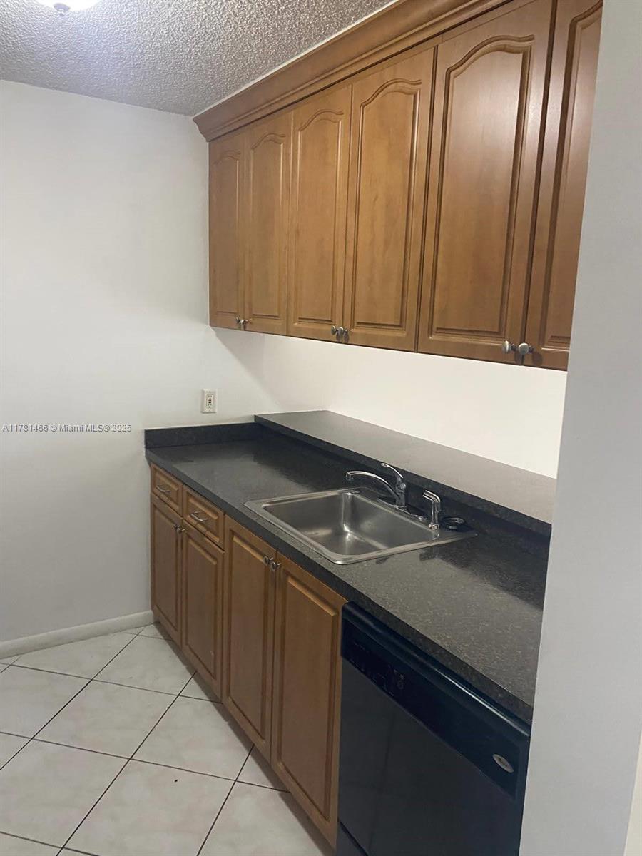 Address Not Disclosed, Miramar, Broward County, Florida - 1 Bedrooms  
1 Bathrooms - 