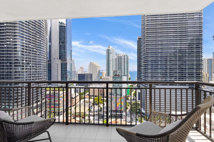 Beautiful unit 2/2 in the heart of Brickell! Best line in the building with stunning skyline and water views. Split floor plan, open kitchen with stainless steel appliances, custom closets, built-in desks in bedrooms, and separate laundry room with full-size washer/dryer. Five-star amenities including pool, barbecue area, fitness center, party room, and more. Steps to restaurants, shops, metro, and entertainment. Nine at Brickell. A great place to live! (Partially furnished / Furniture can be removed upon request if not required)