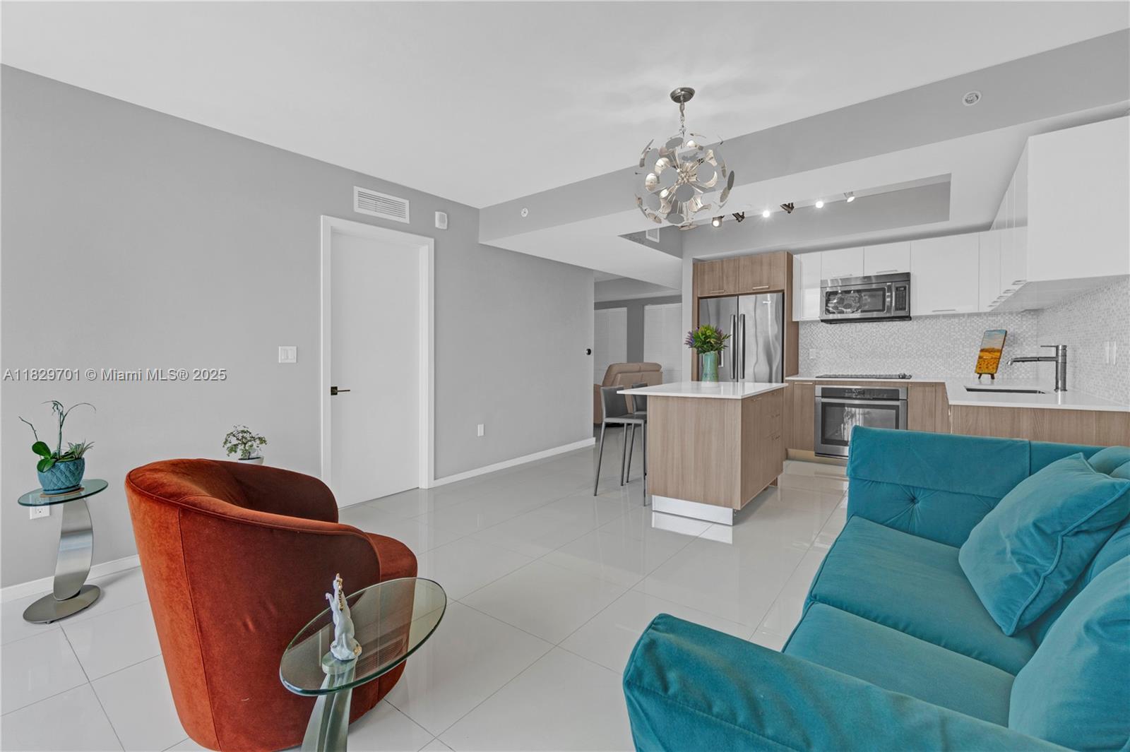 5252 PASEO CONDO - Residential