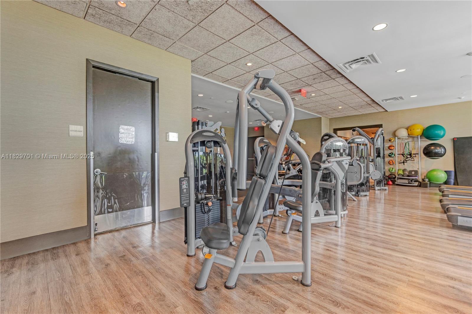 5252 PASEO CONDO - Residential