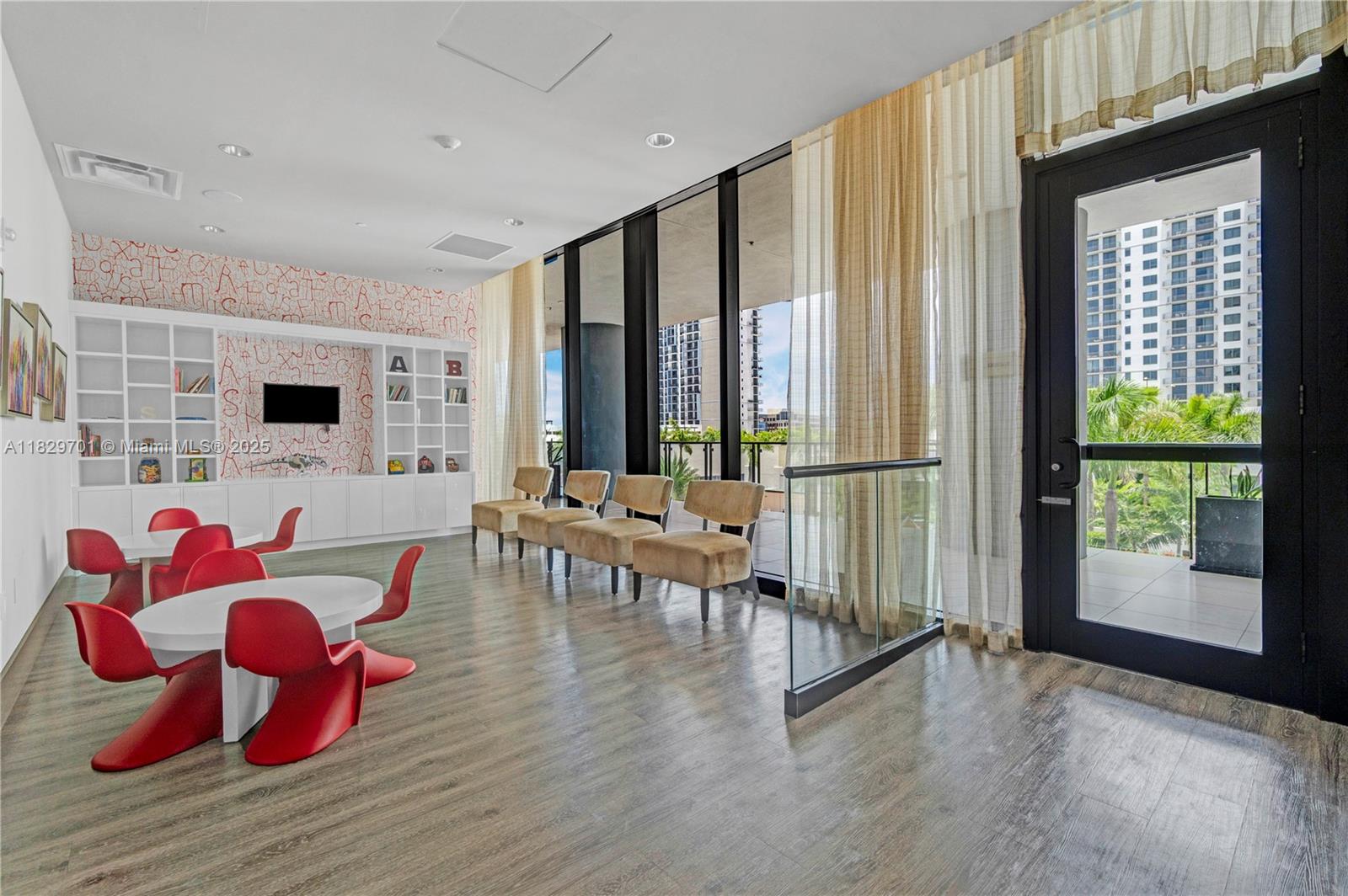 5252 PASEO CONDO - Residential