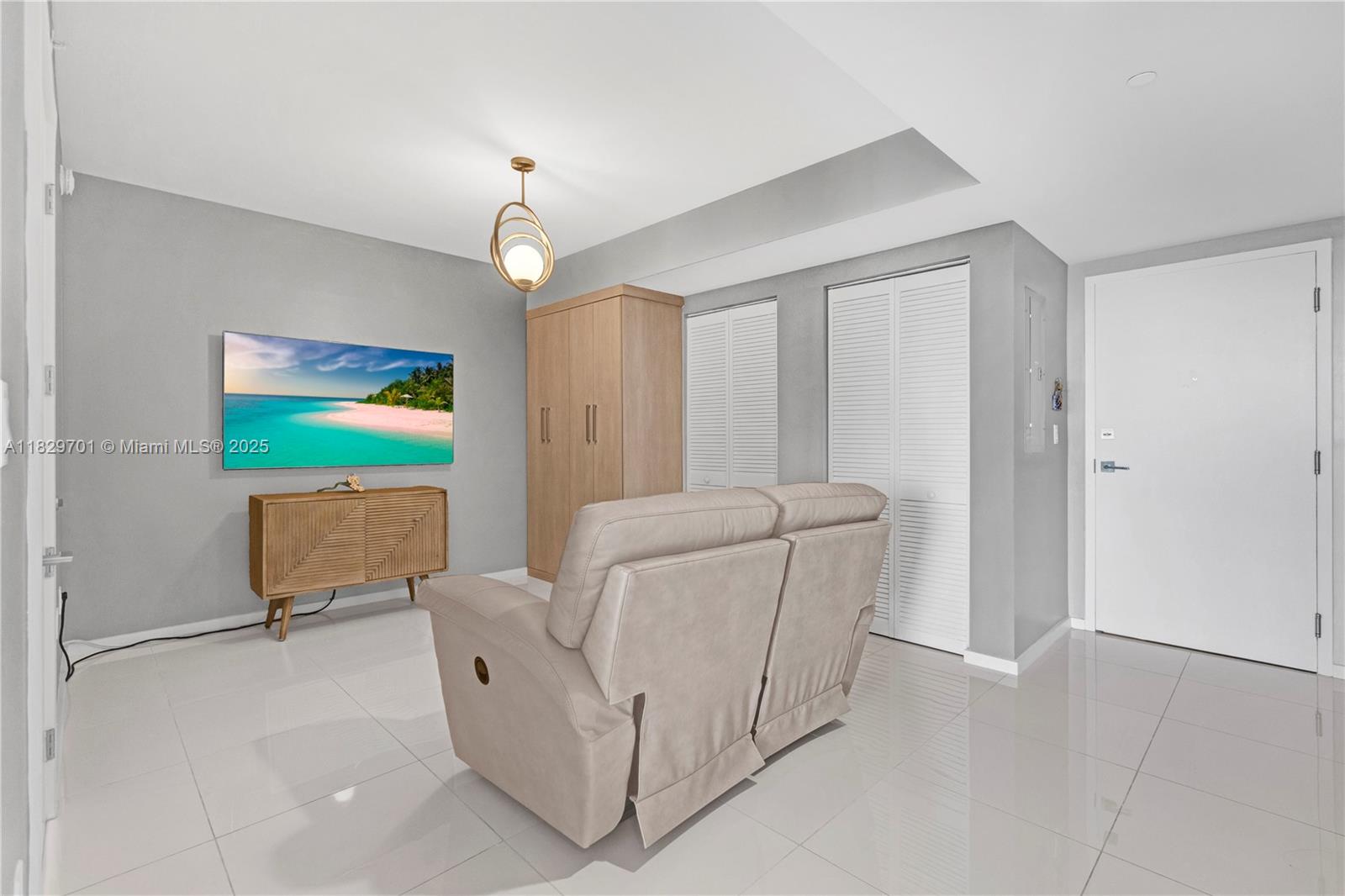 5252 PASEO CONDO - Residential