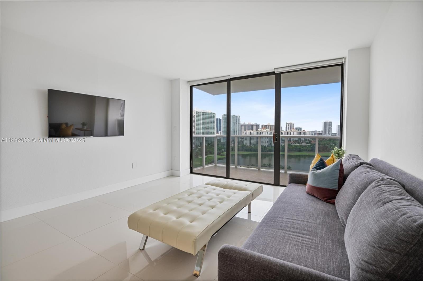 AVENTURA ELDORADO CONDO - Residential