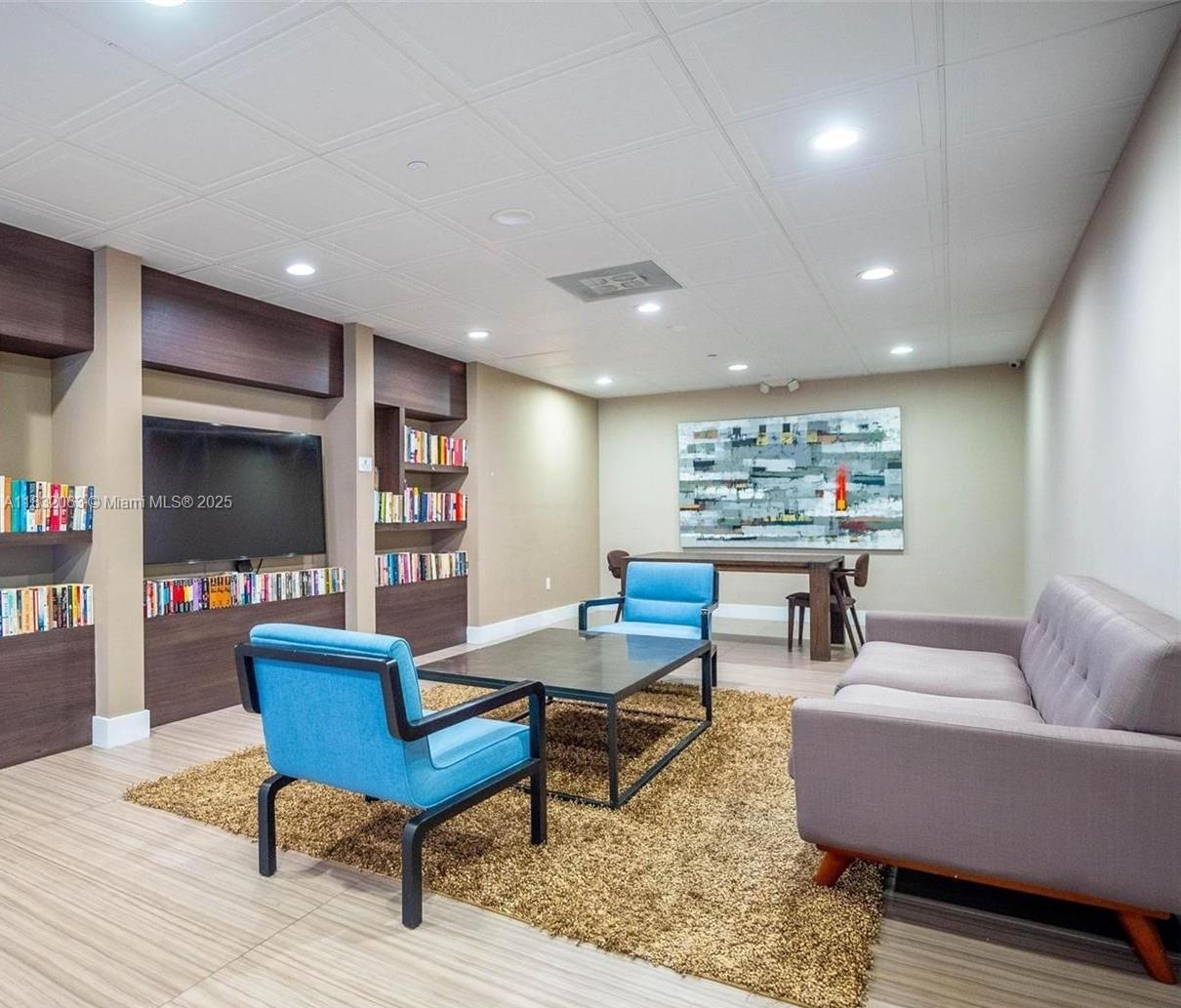 AVENTURA ELDORADO CONDO - Residential