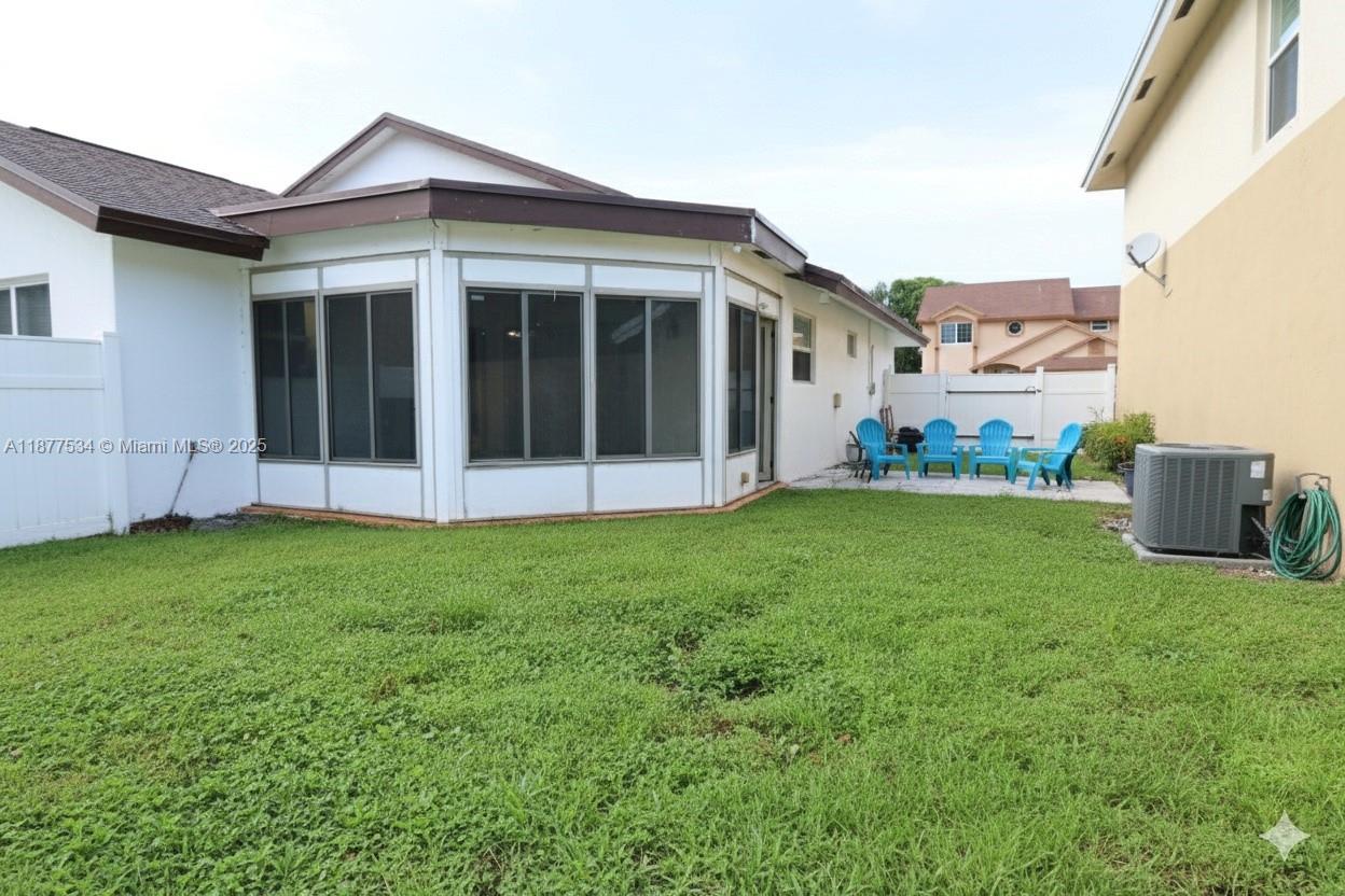 LAKESIDE SOUTH - Residential