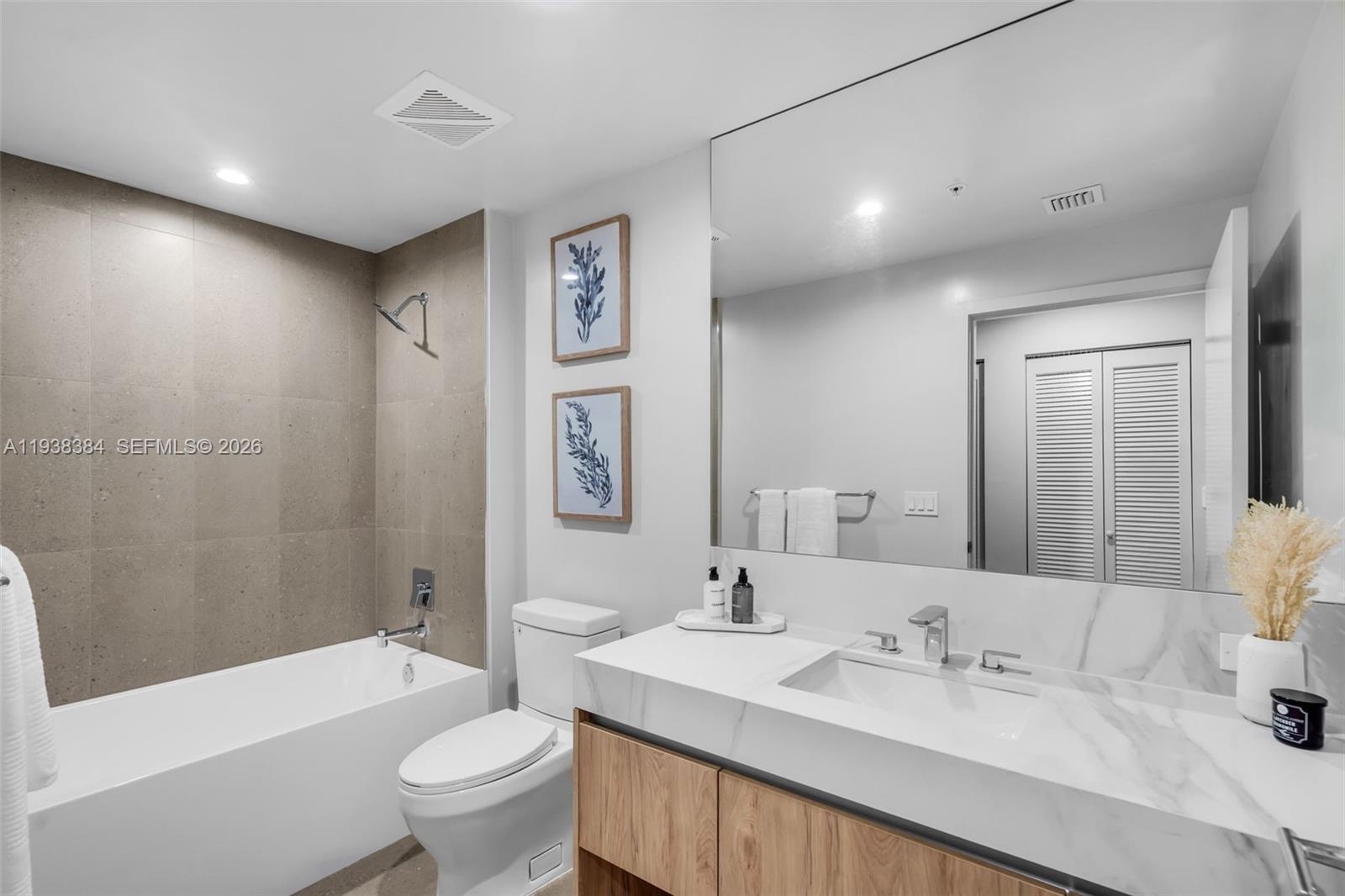 The Crosby Unit 1607 - Residential