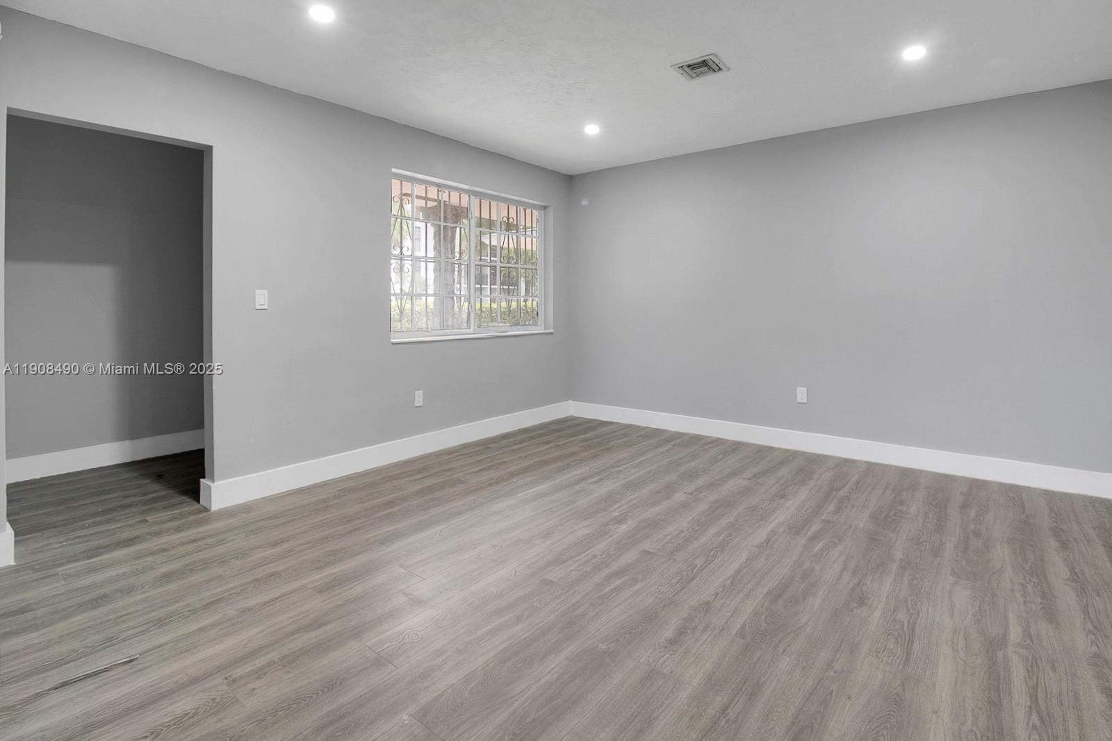 MYERS SUB 1ST ADDN - Residential Income