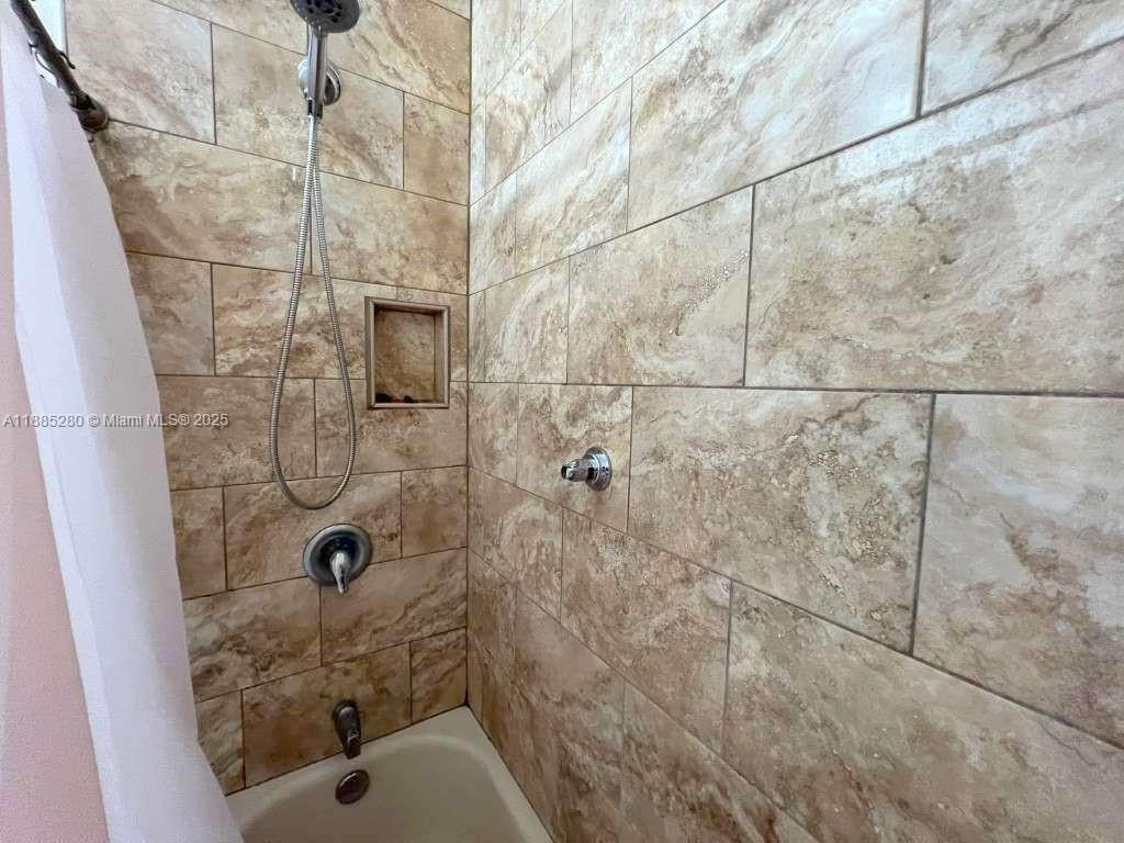 OPA LOCKA PLAT NO 3 REV - Residential