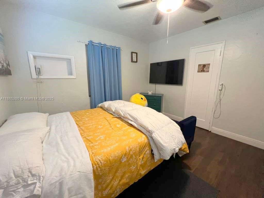 OPA LOCKA PLAT NO 3 REV - Residential