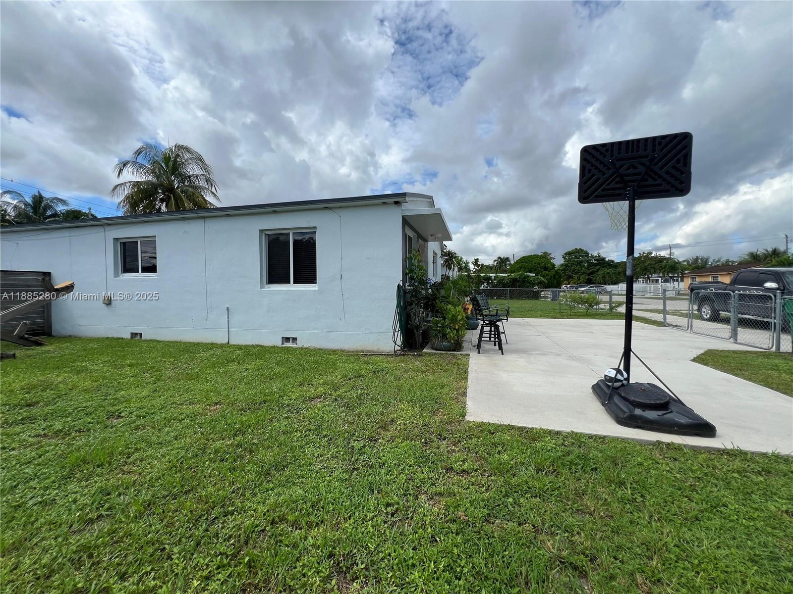 OPA LOCKA PLAT NO 3 REV - Residential