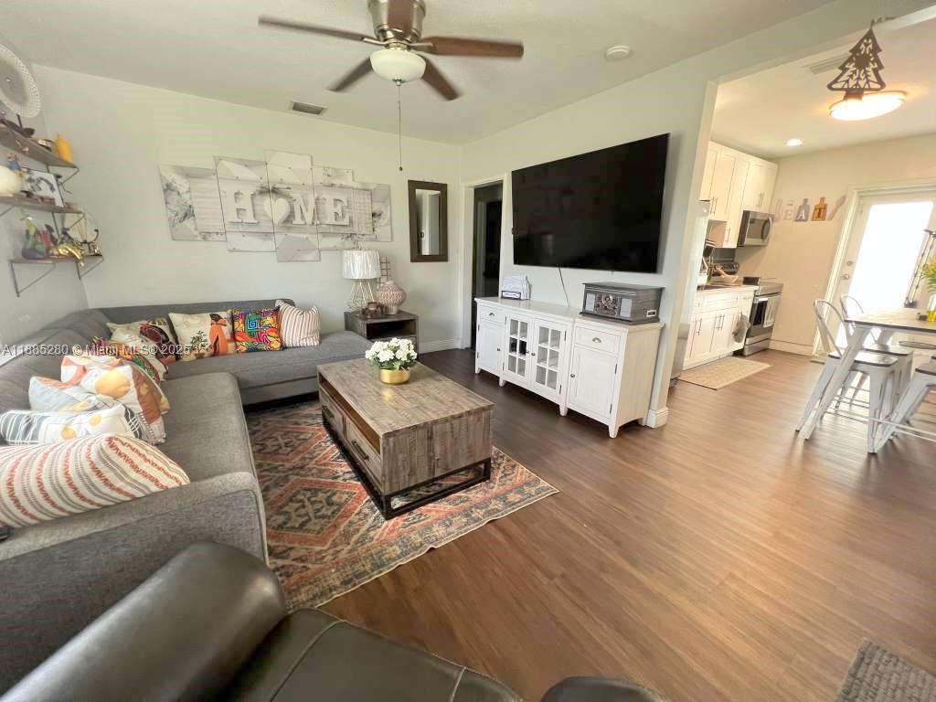 OPA LOCKA PLAT NO 3 REV - Residential