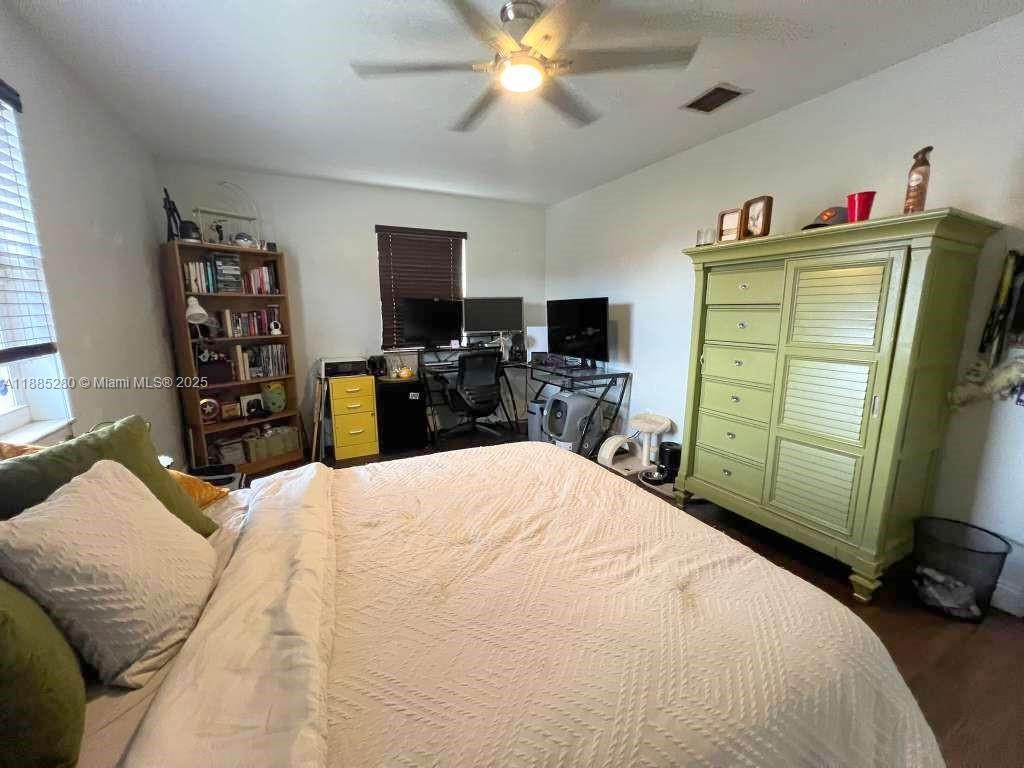 OPA LOCKA PLAT NO 3 REV - Residential