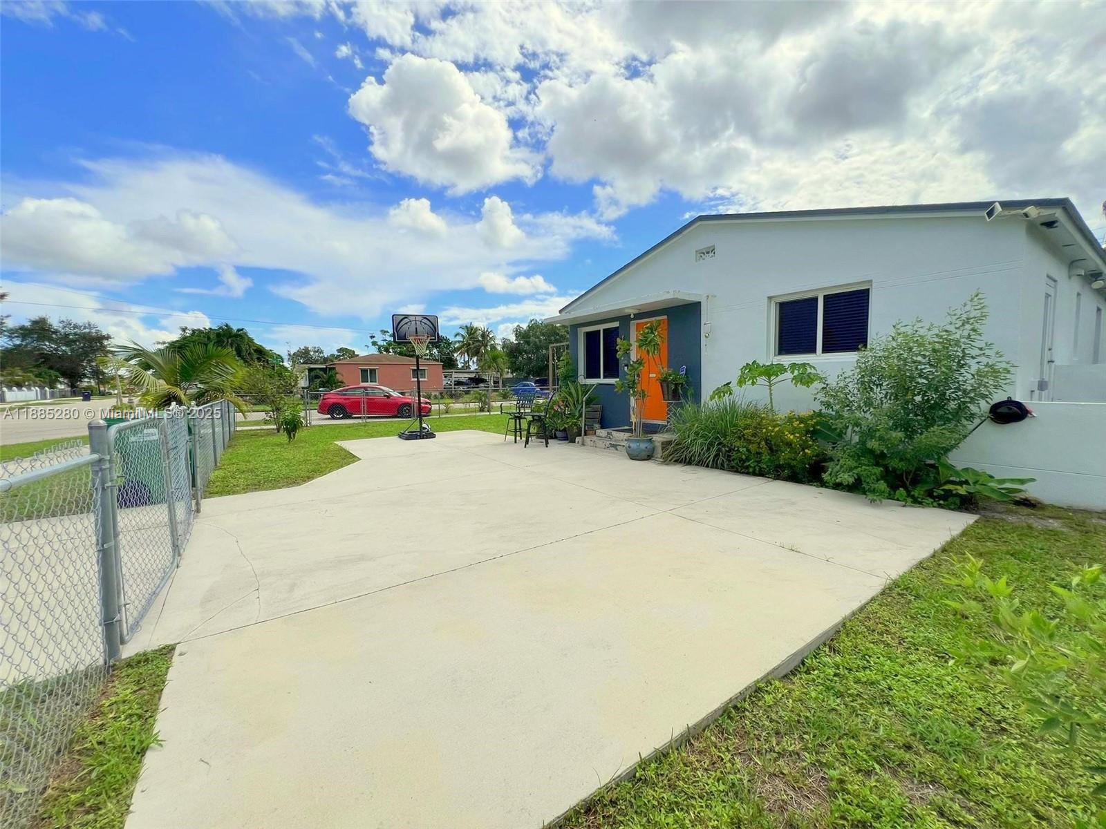 OPA LOCKA PLAT NO 3 REV - Residential