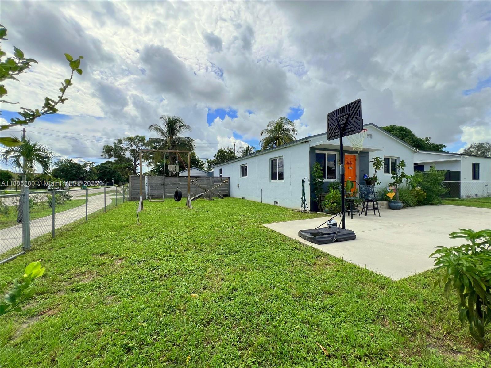 OPA LOCKA PLAT NO 3 REV - Residential