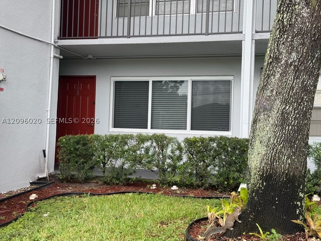 Photo of 1401 SW 135th Ter #108H, Pembroke Pines, FL 33027 (MLS # A12096020)