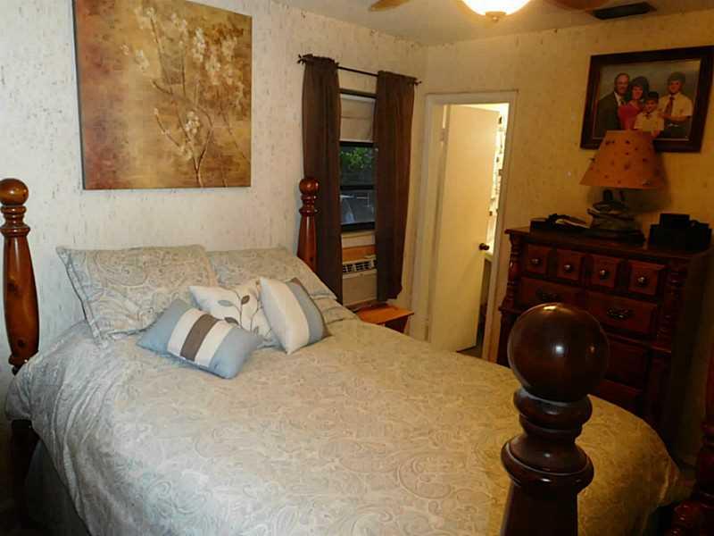 WESTWOOD ESTS 1ST ADDN - Residential