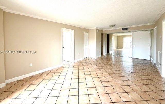 SUNSET VILLAS NO 3 CONDO- - Residential Lease