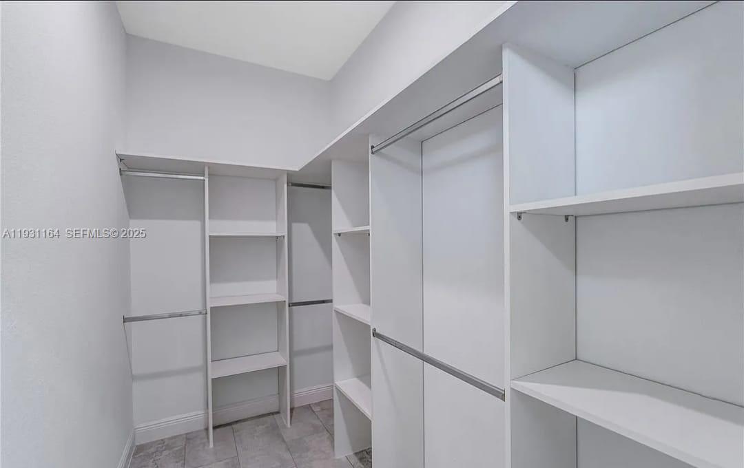 PORT LABEL - Residential