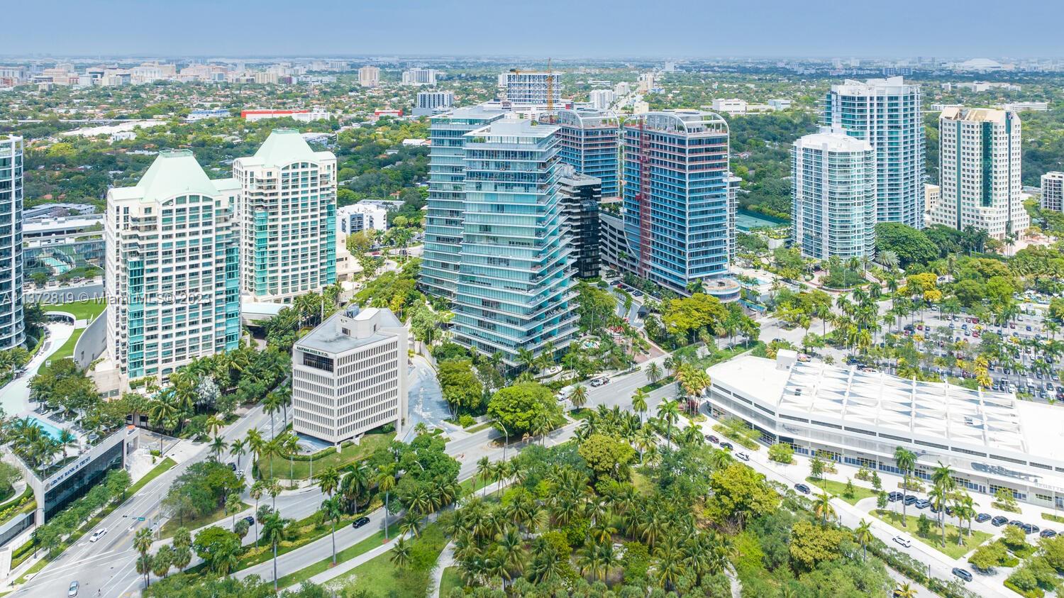 DINNER KEY - Residential