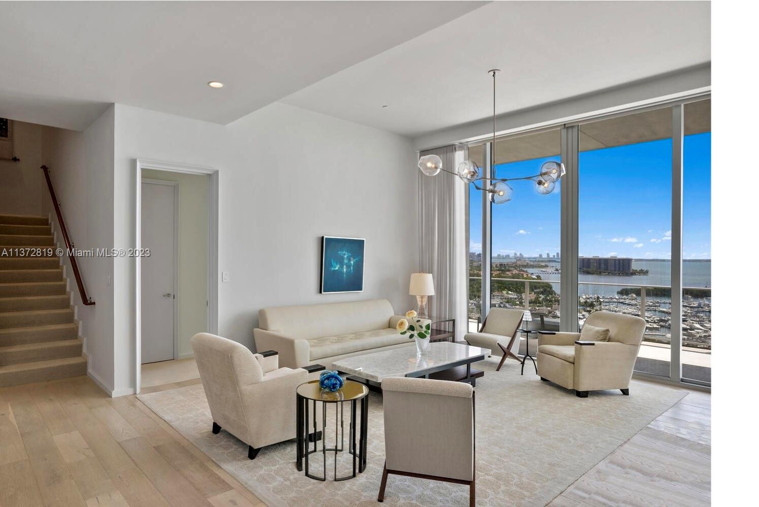 DINNER KEY - Residential