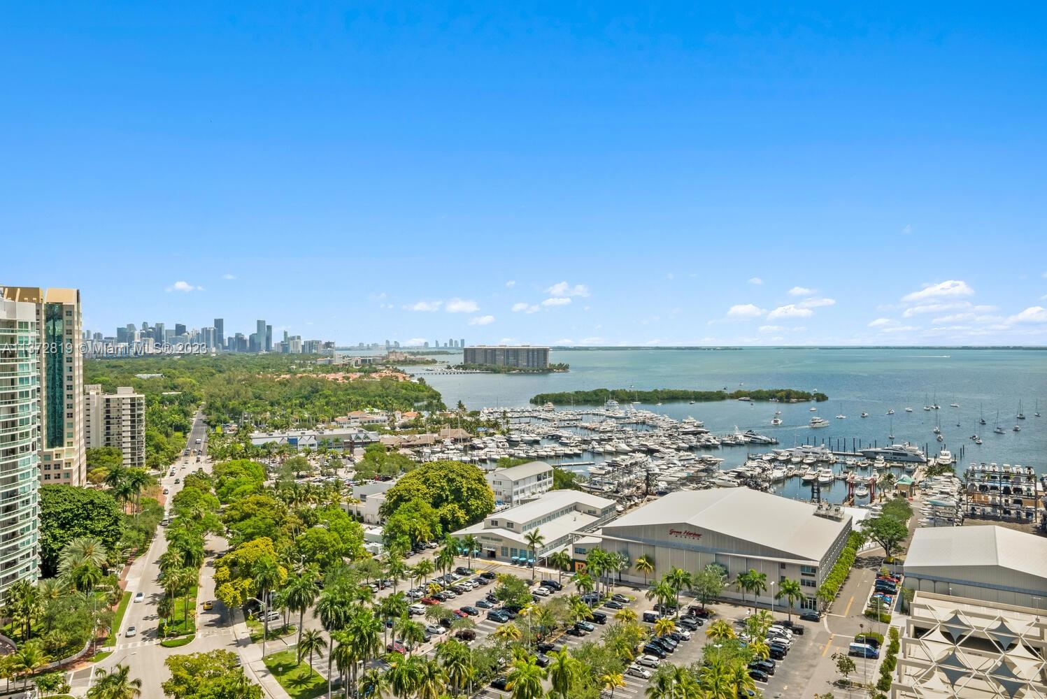 DINNER KEY - Residential