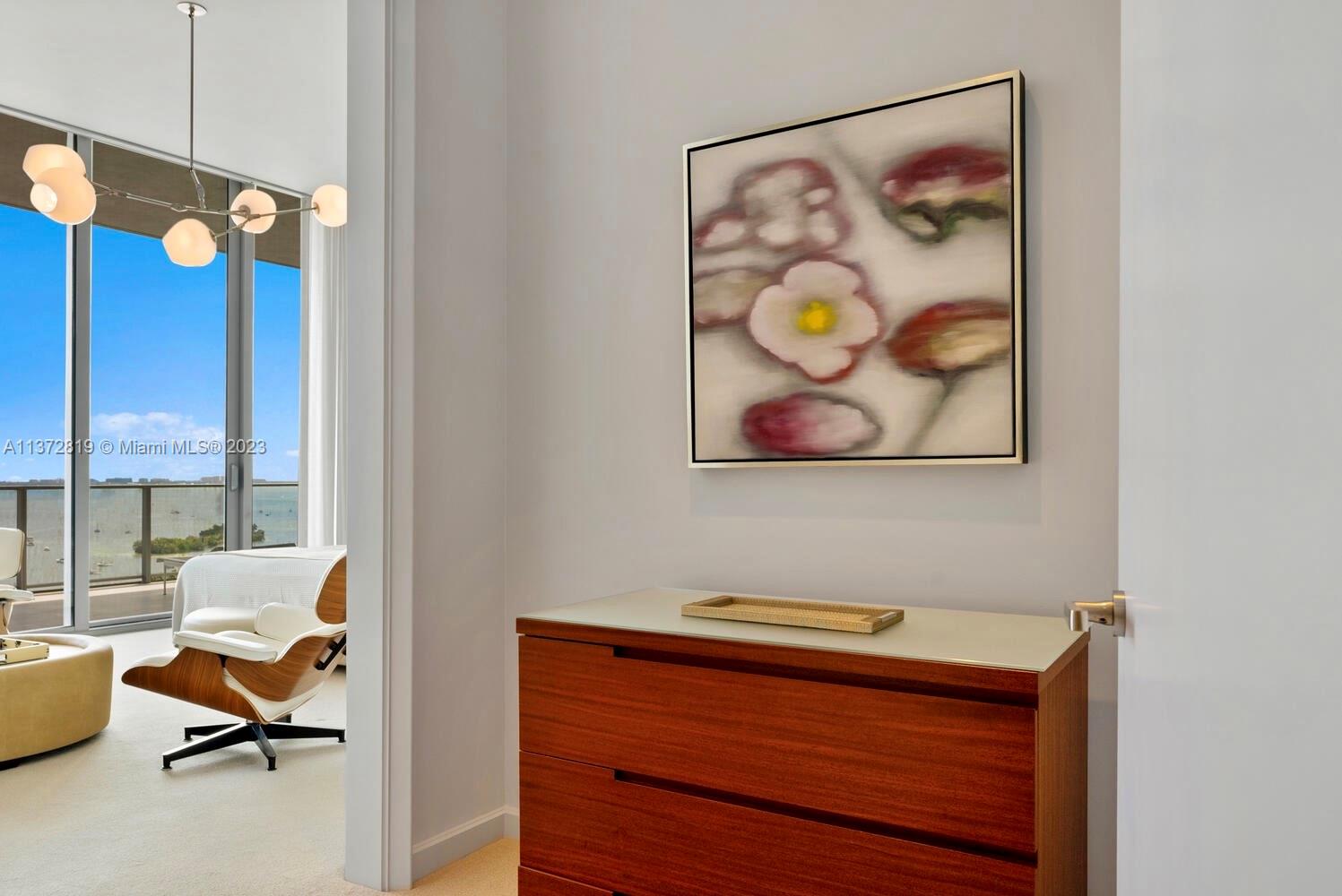 DINNER KEY - Residential