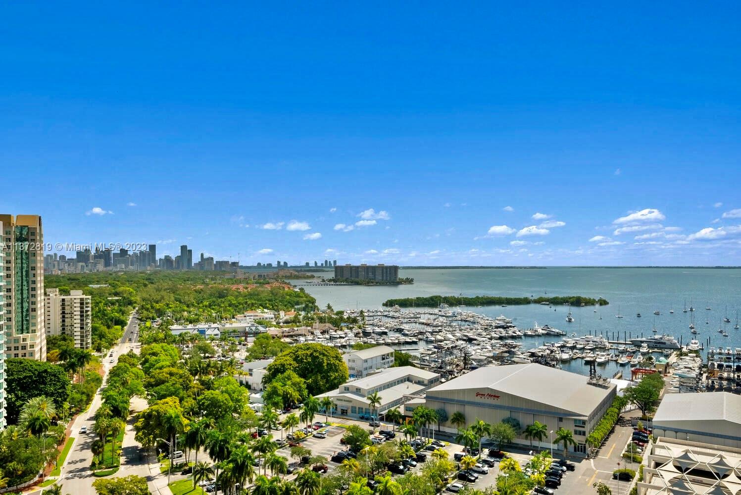 DINNER KEY - Residential